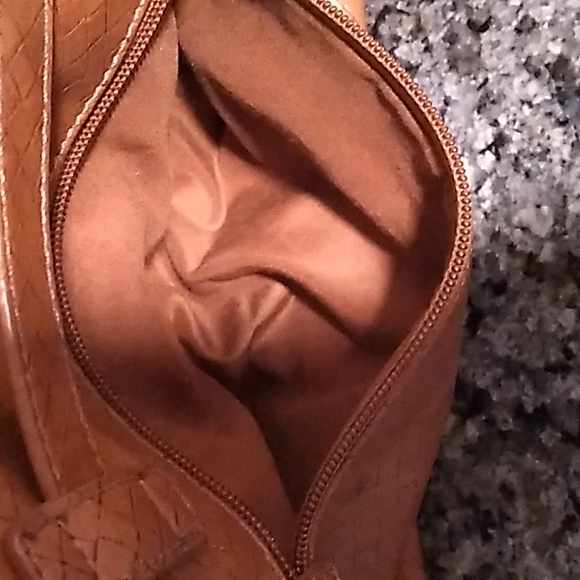 Worthington Brown Faux Leather Large Hand/Shoulder Bag. - Picture 10 of 15